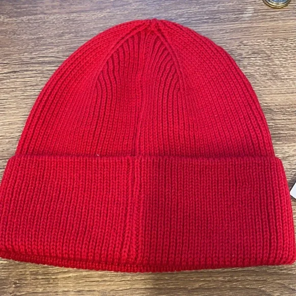 Calvin Klein red hat - Picture 6 of 6